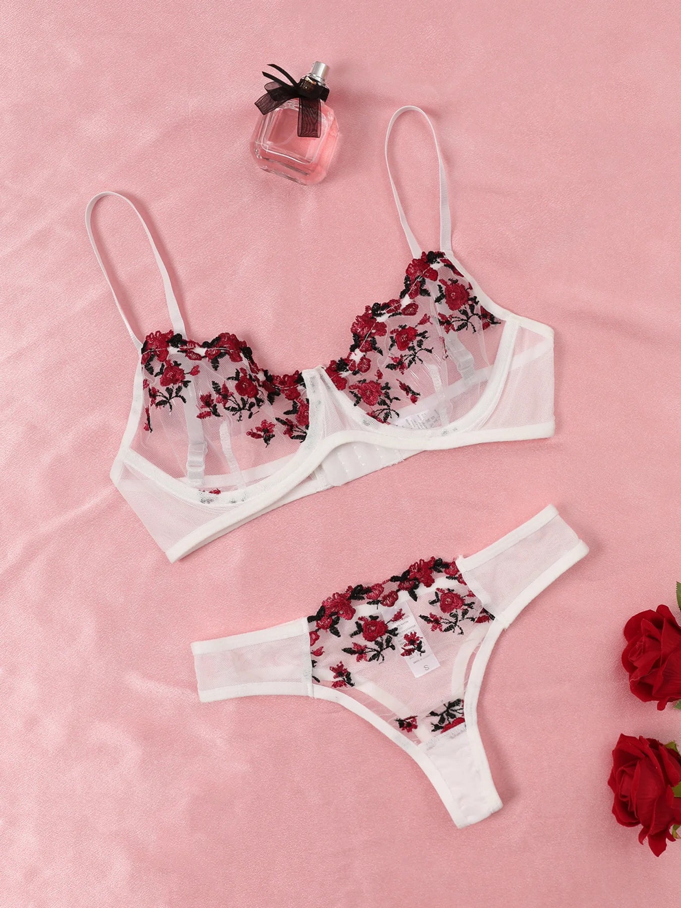 Sexy Lace Lingerie Push Up Lingerie Semi-Sheer Bra And Panty Sets