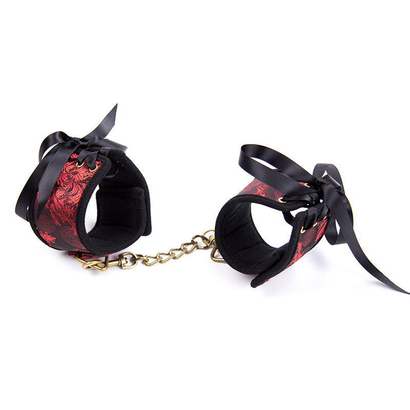 Handcuffs Retro Embroidery Chinese Style Footcuff Sexy Toys / bondage set